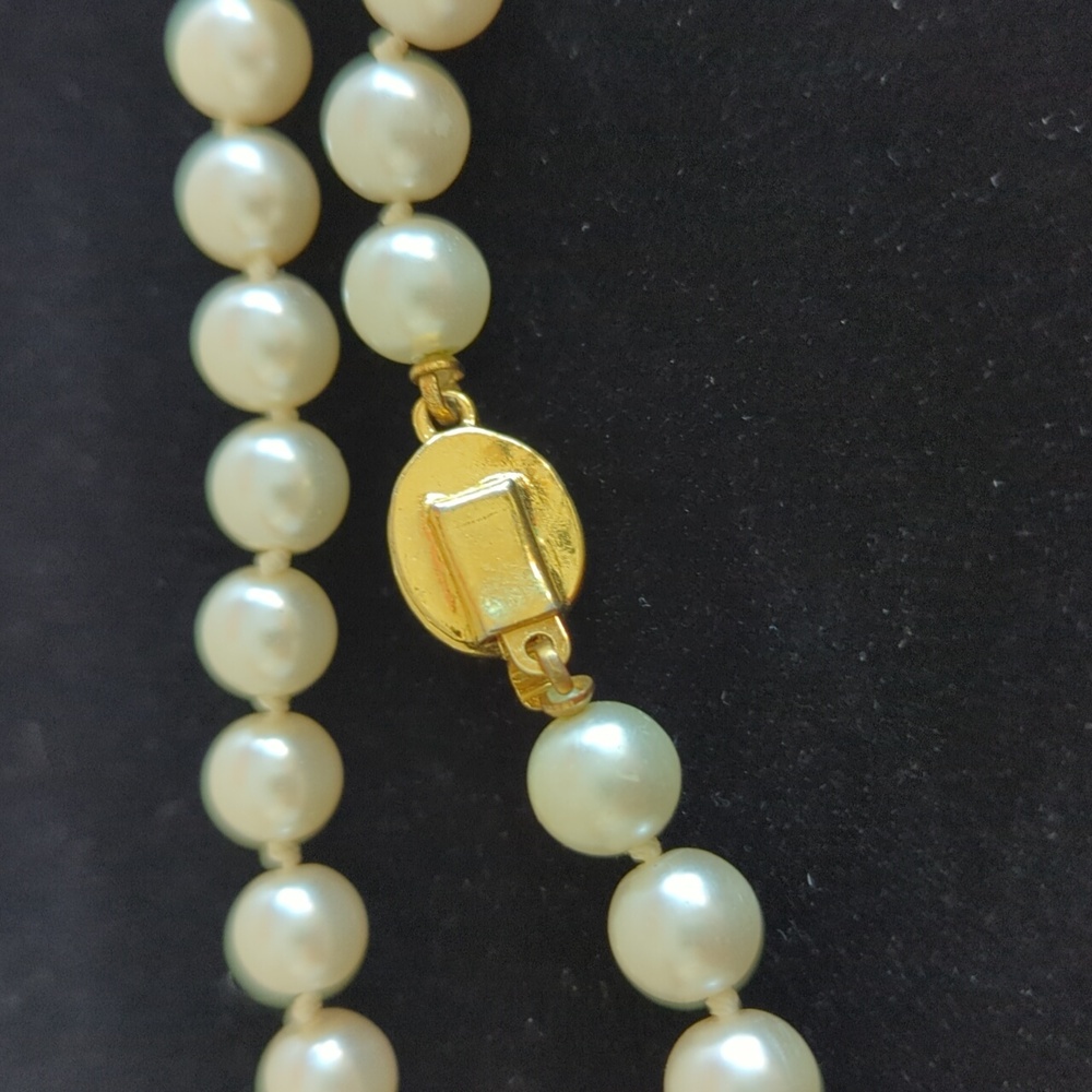 Beautiful Pearls - Picture 5 of 6